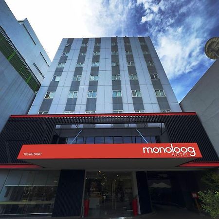 Monoloog Hotel Bekasi Buitenkant foto