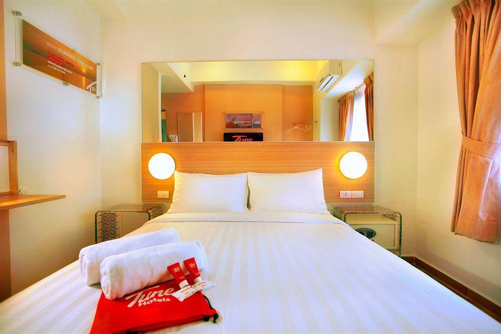 Monoloog Hotel Bekasi Buitenkant foto